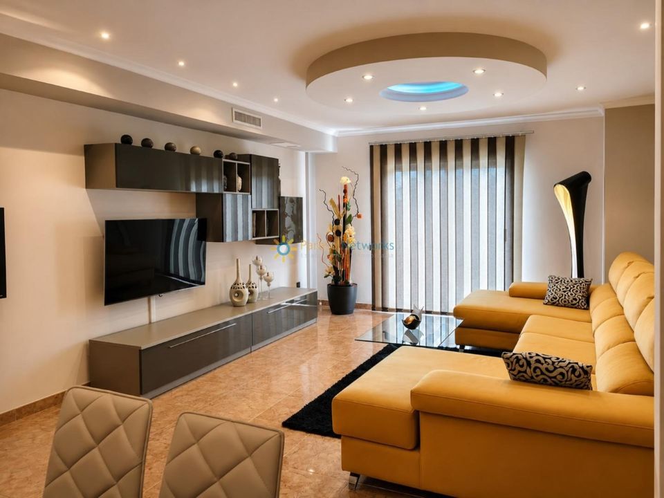 Apartment in Xeraco, Valencia - photo 2